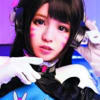 彩彩
