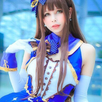 黑小依