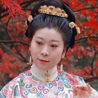爱穿汉服的喆麻麻