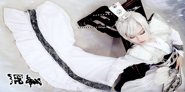 悒清尘（新生代古装Coser）
